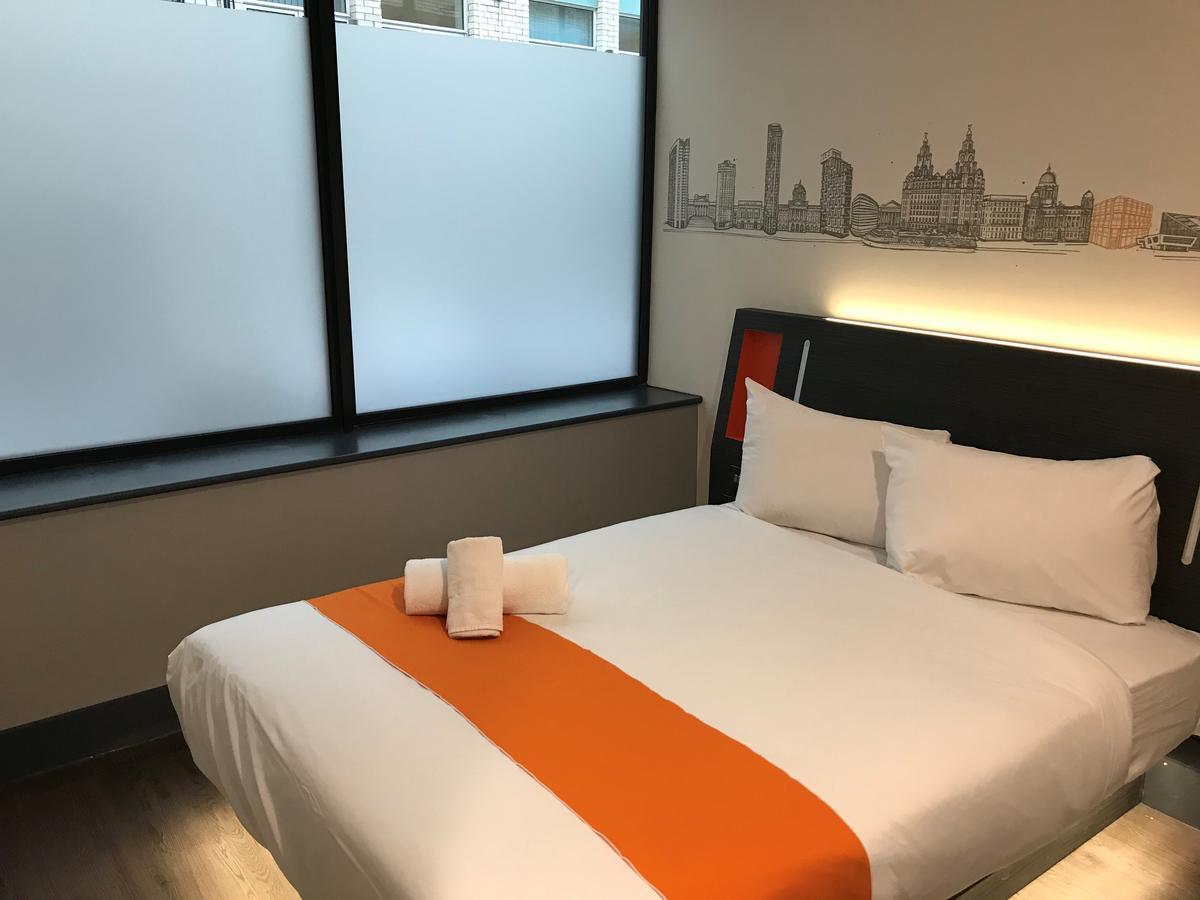 Easyhotel Liverpool Exterior foto